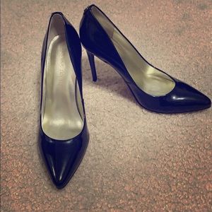 Ivanka Trump black patent leather heels